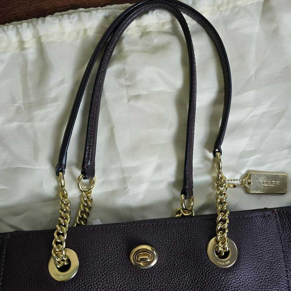 COACH TURNLOCK CHAIN TOTE ZIP-TOP LEATHER SHOULDE… - image 4