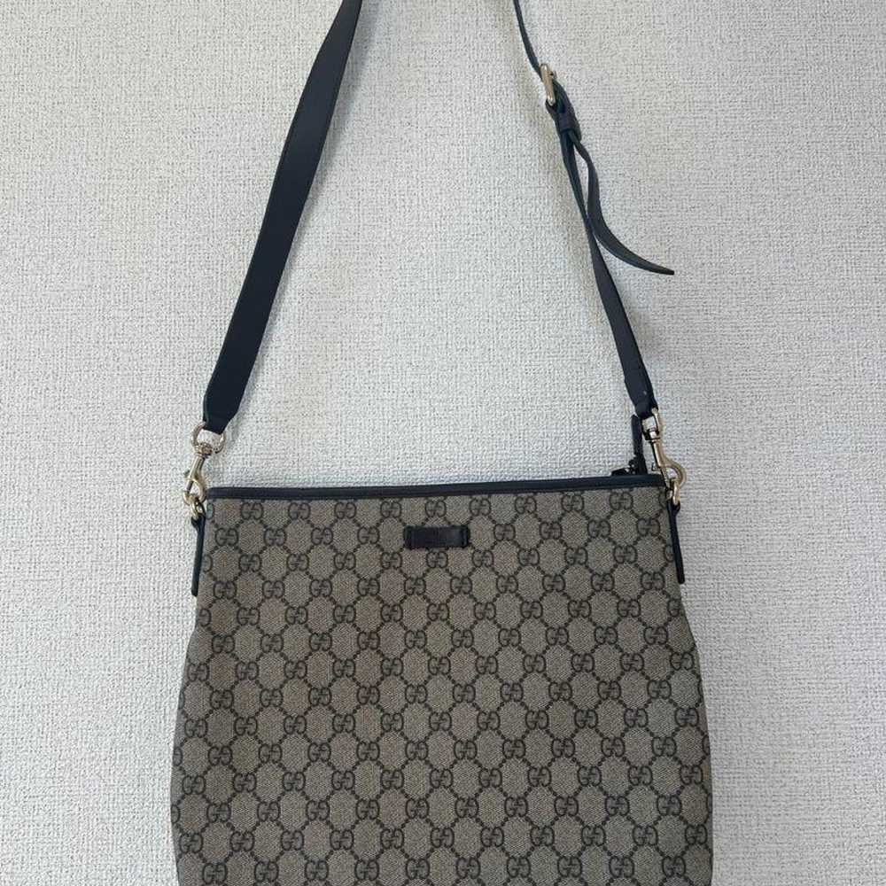 GUCCI GG Pattern Shoulder Bag Beige/Black - image 3