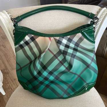 Burberry Green Nova Check Ombre
Hobo Bag.