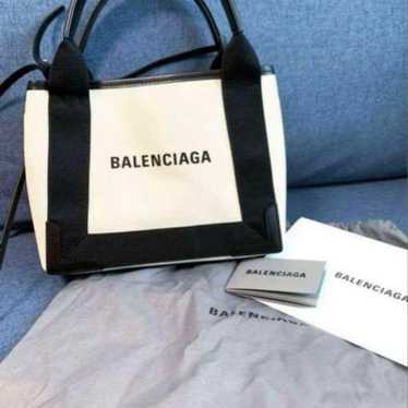 【Superb Condition】Balenciaga Navy Cabas XS