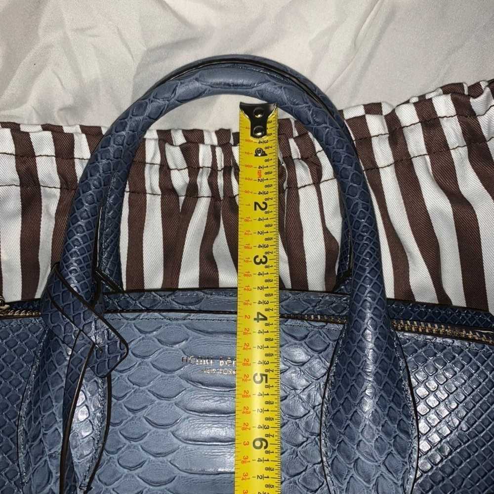 NWOT HENRI BENDEL SNAKE EMBOSSED CARLYLE - image 9