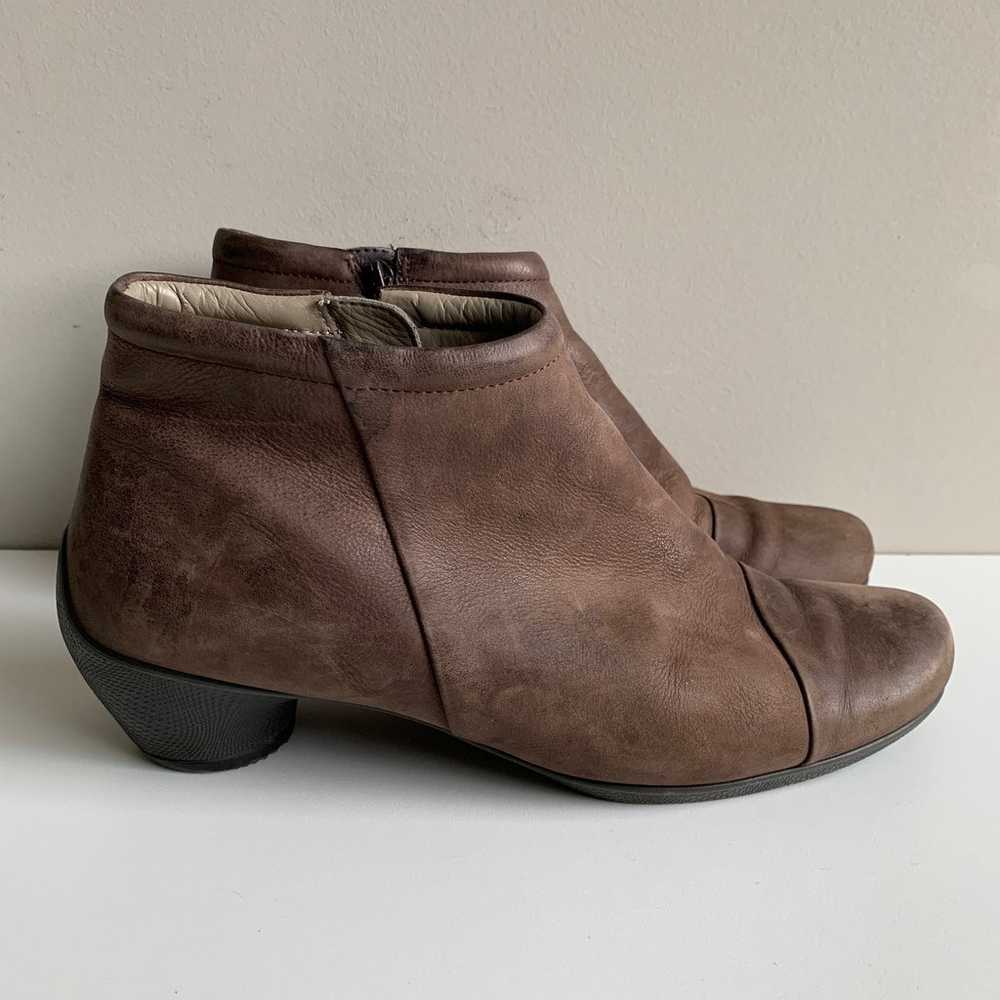 Ecco brown leather ankle booties side zip padded … - image 1