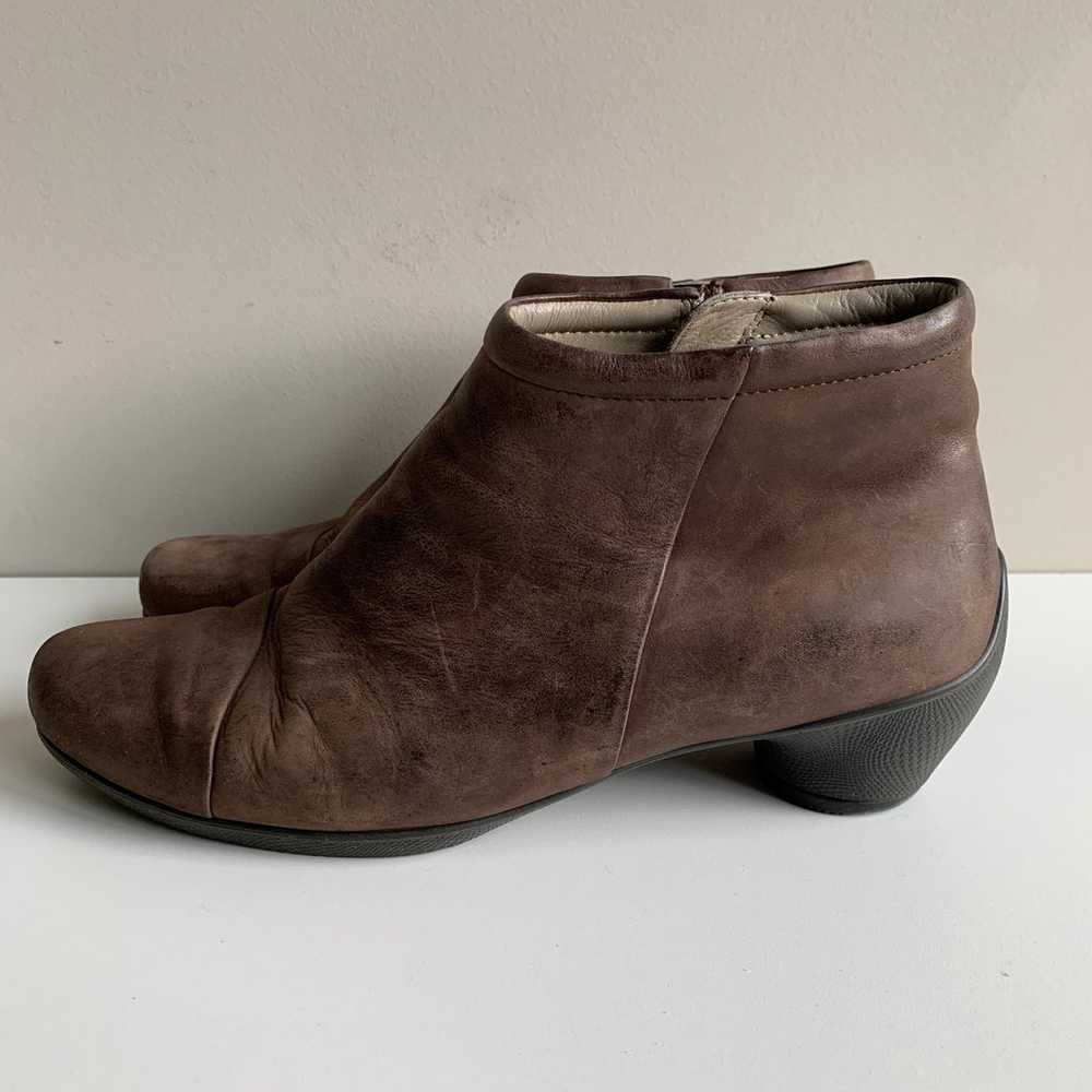 Ecco brown leather ankle booties side zip padded … - image 2