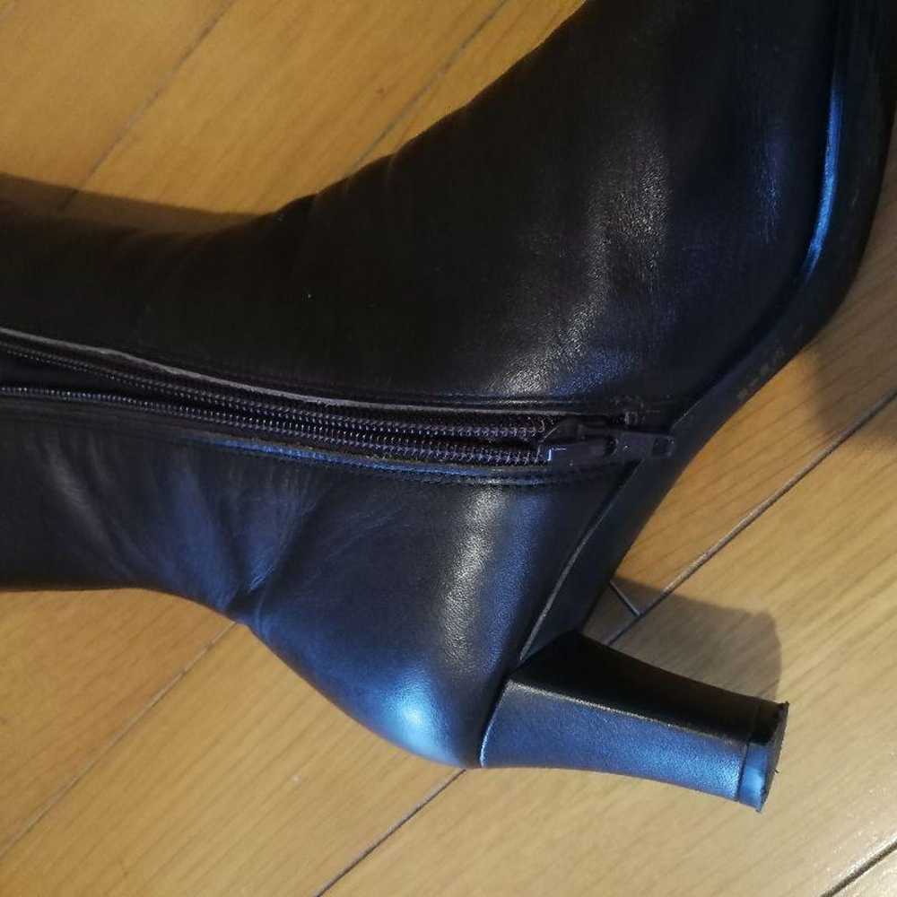 Brown leather long boots with a 6cm heel. - image 6