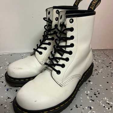 White Dr. martens - Size 7