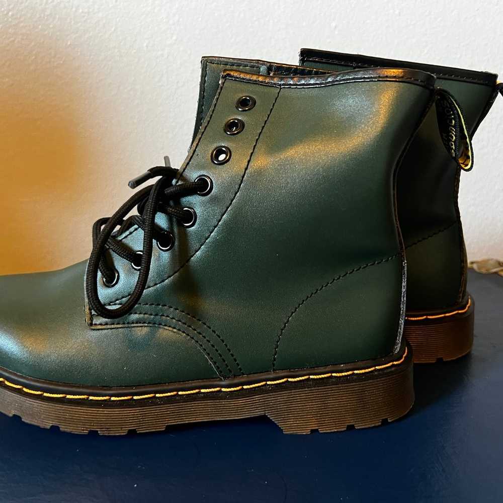 Dr Martens 1460 Green Boots Size 8 - image 3