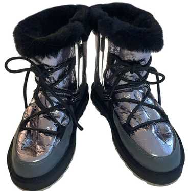 EMU Australia Blurred Mirror Sheepskin Boot - Wom… - image 1