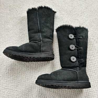 Ugg Bailey button triplet black boot