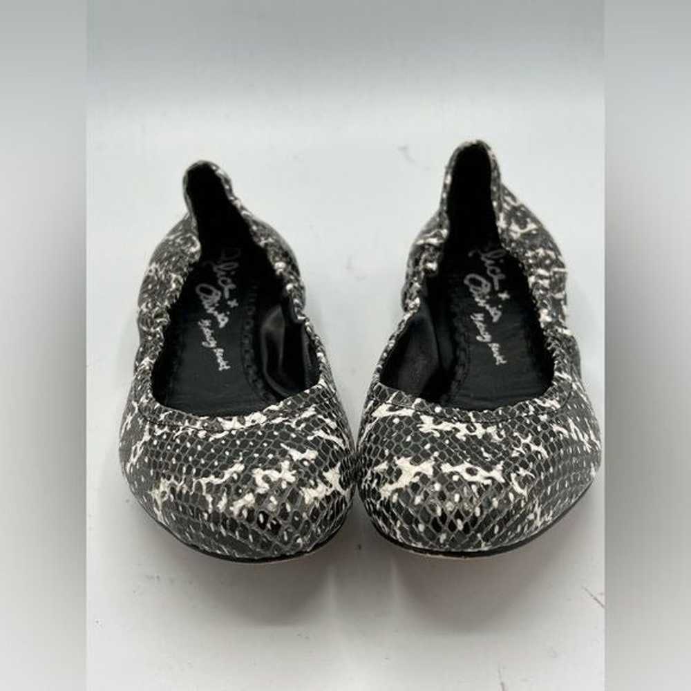 ALICE + OLIVIA Snakeskin Ballet Flats Black White… - image 11