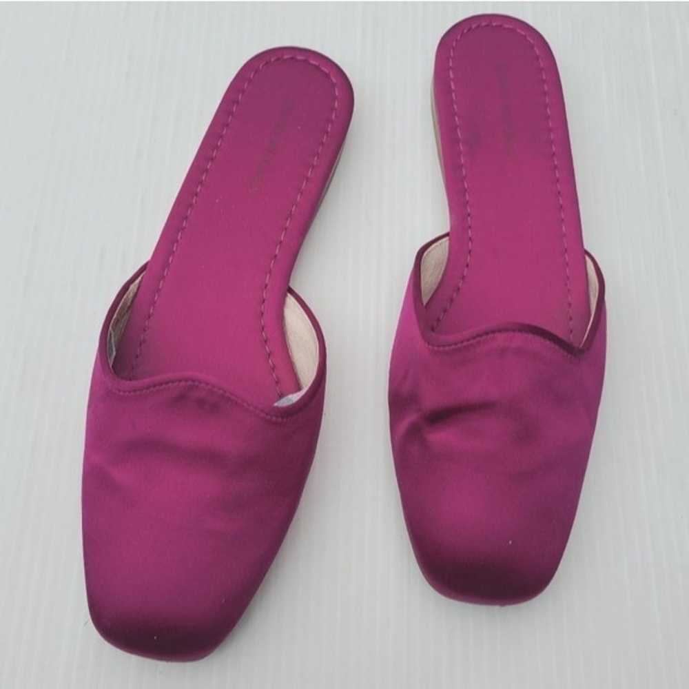 STUART WEITZMAN Mulearky magenta satin slide mules - image 5