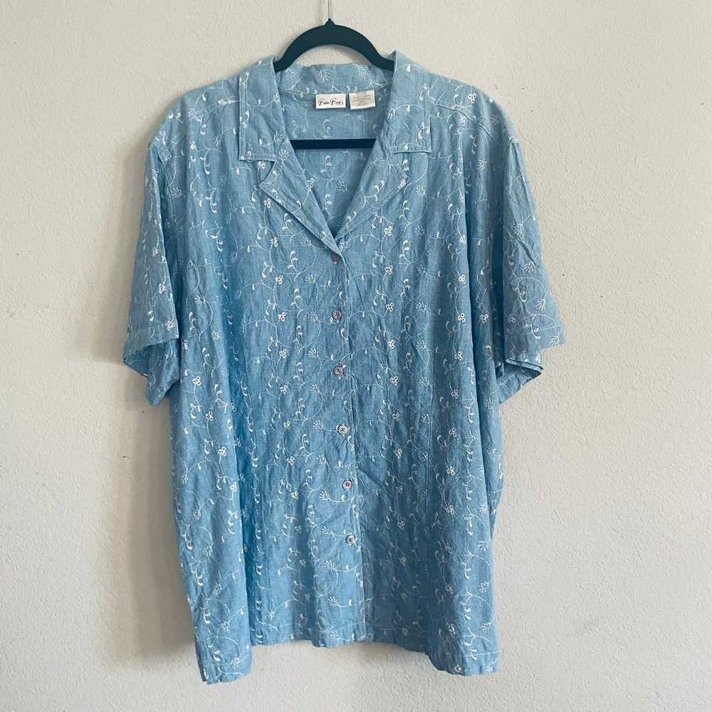 Nwot Bobbie Brooks woman flower chambray button d… - image 1