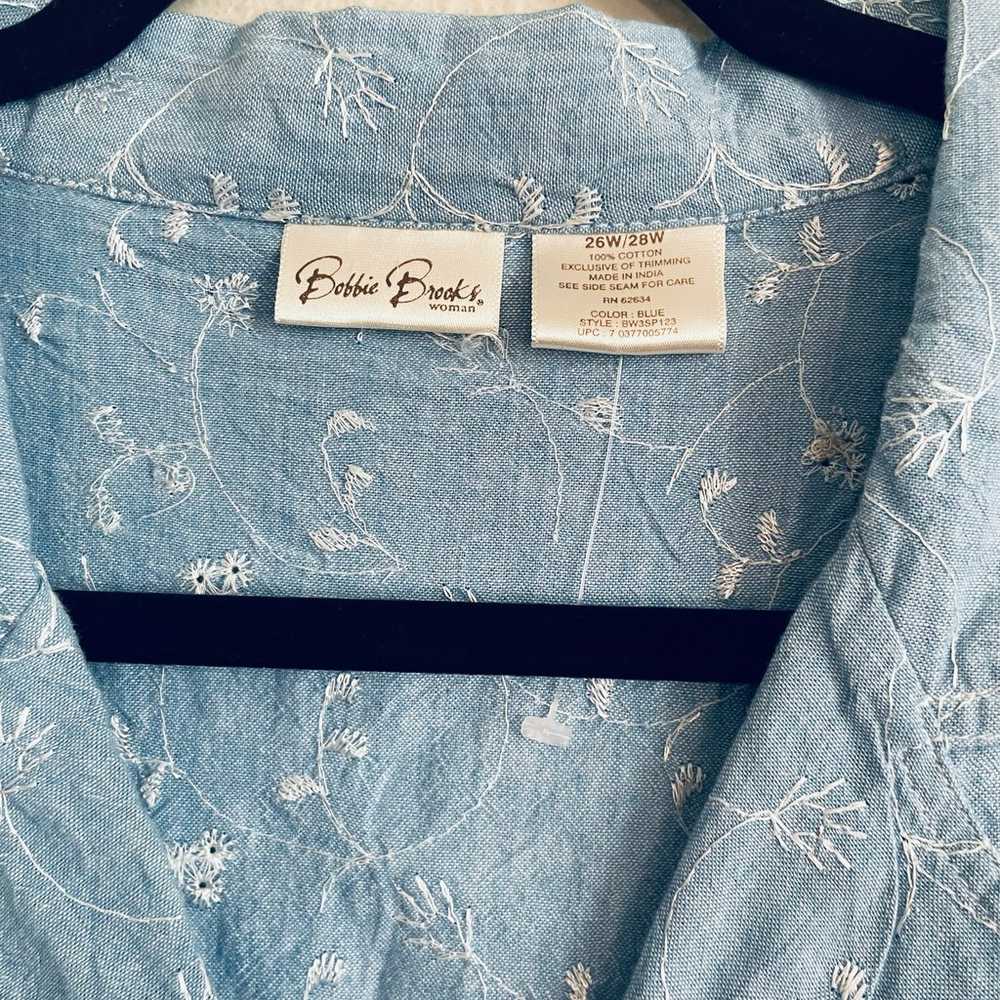 Nwot Bobbie Brooks woman flower chambray button d… - image 3