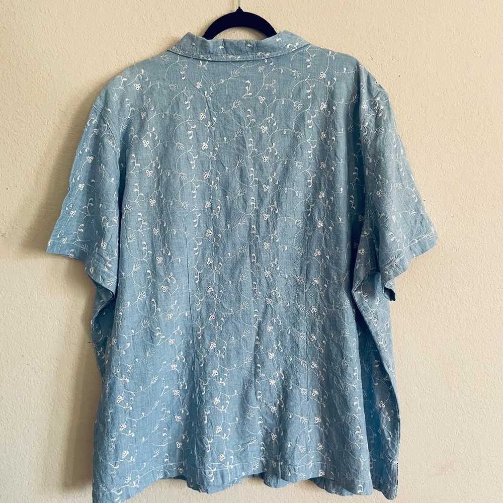 Nwot Bobbie Brooks woman flower chambray button d… - image 8