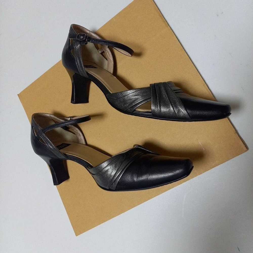 Himiko Pumps - image 5