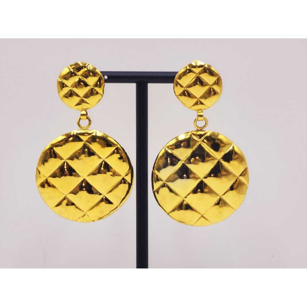 Chanel Matelassé earrings - image 2