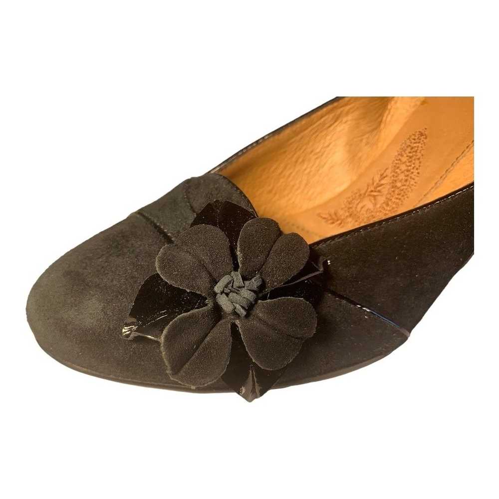 Sofft Women's Odina Black Leather Flower Heels 9.5 - image 5