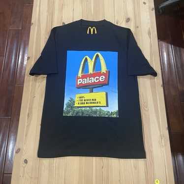 Palace x mcdonalds shirt - Gem