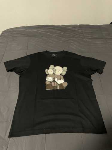 Kaws × Uniqlo Kaws X Uniqlo Tee