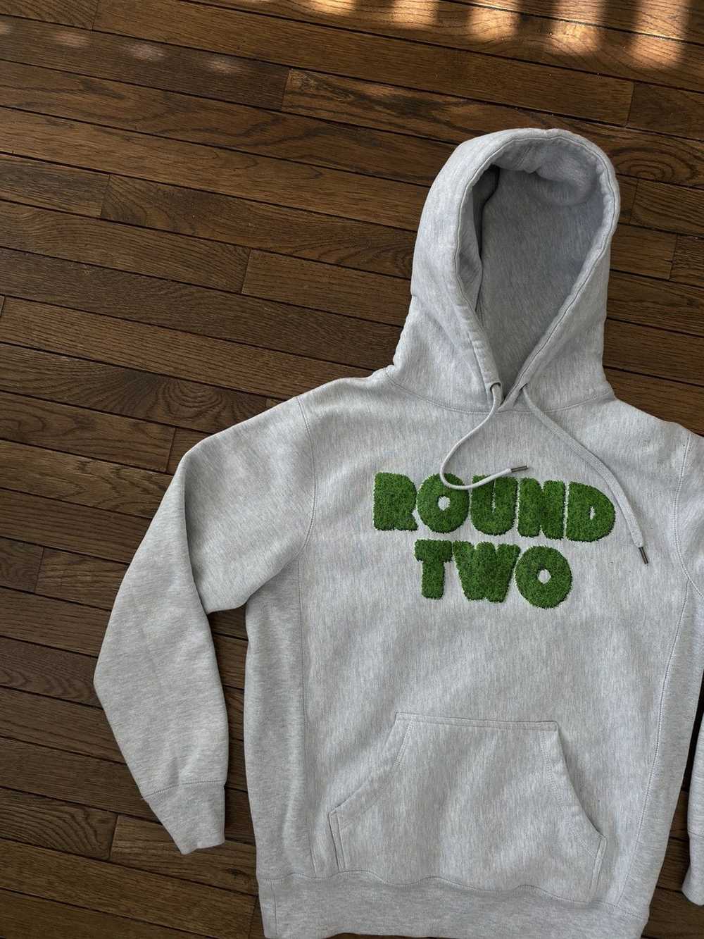 Round Two Round Two Store Grass Puffy Logo Hoodie… - image 2