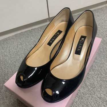 D.IANA Black Patent Open-Toe Pumps