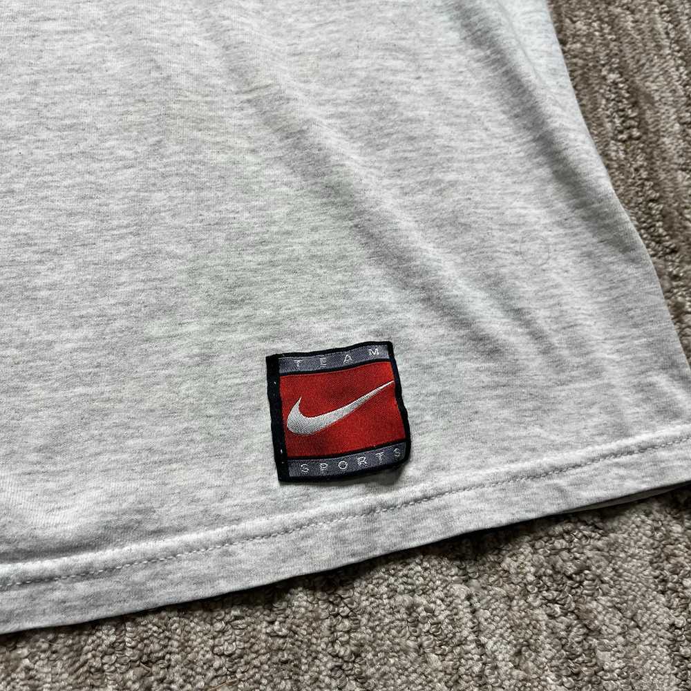 Nike Vintage 90s Nike Michigan Basketball T-Shirt… - image 3