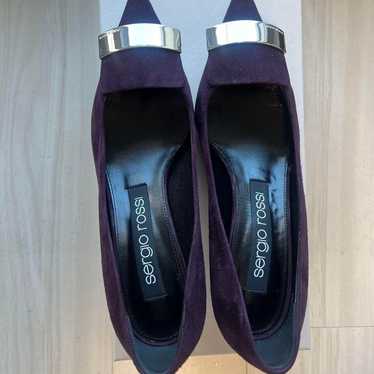 Sergio Rossi suede pumps size 37.5 in purple.