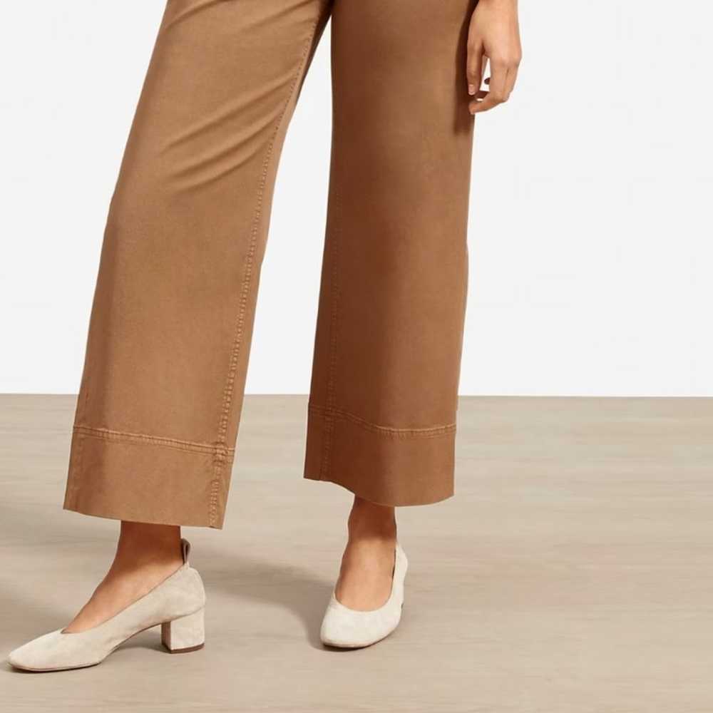 NEW Everlane Cream Natural Suede The Day Block He… - image 2