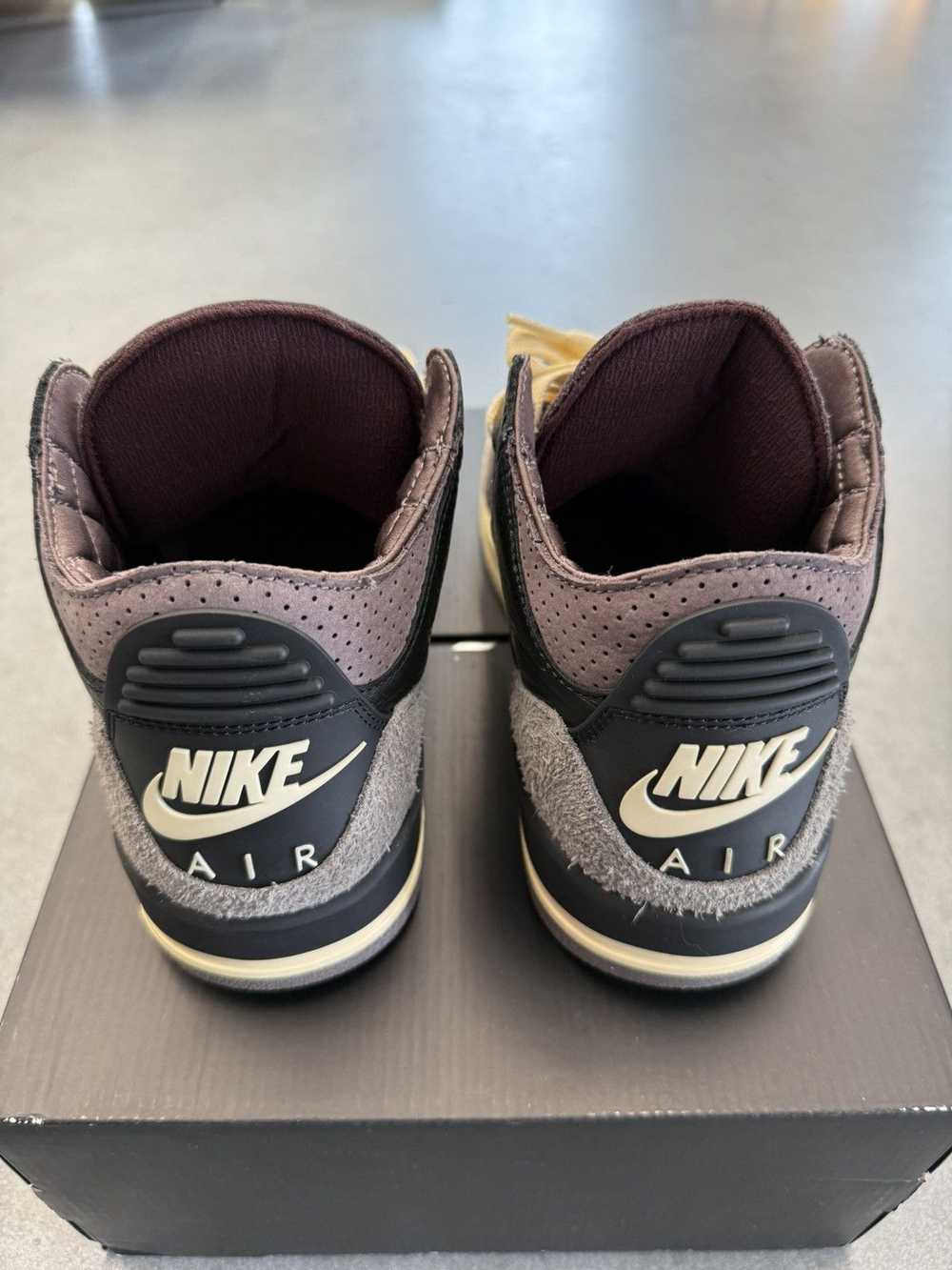 A Ma Maniere × Jordan Brand 2024 Jordan 3 Retro S… - image 7