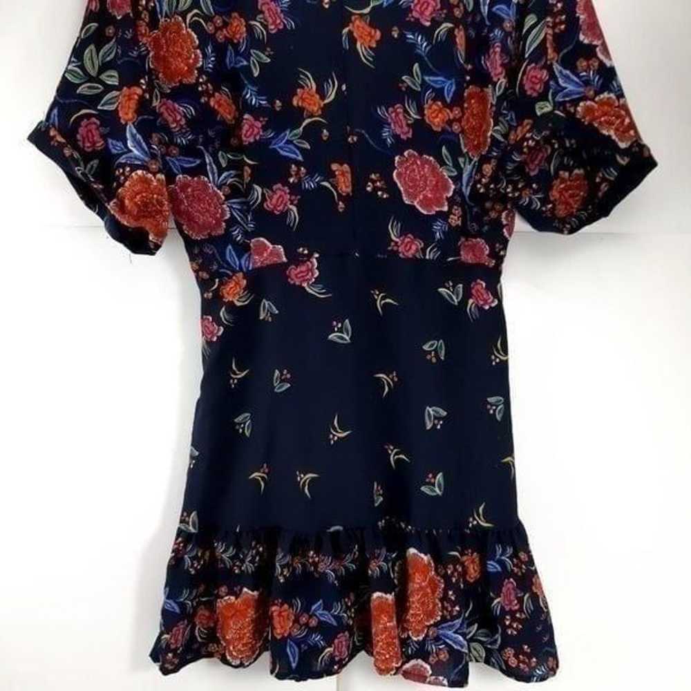 Selfie Leslie women's Blue Floral Print V-Neck Mi… - image 10