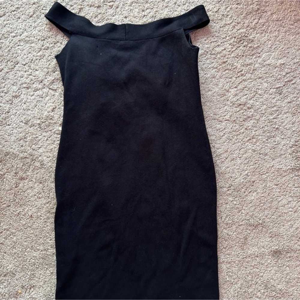 Women’s Off The Shoulder Ribbed Black Dress - image 5