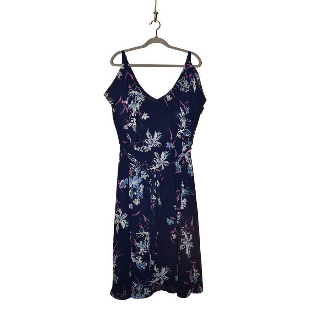 LANE BRYANT $99 Navy Floral Ruffle Trim Tie Waist… - image 1