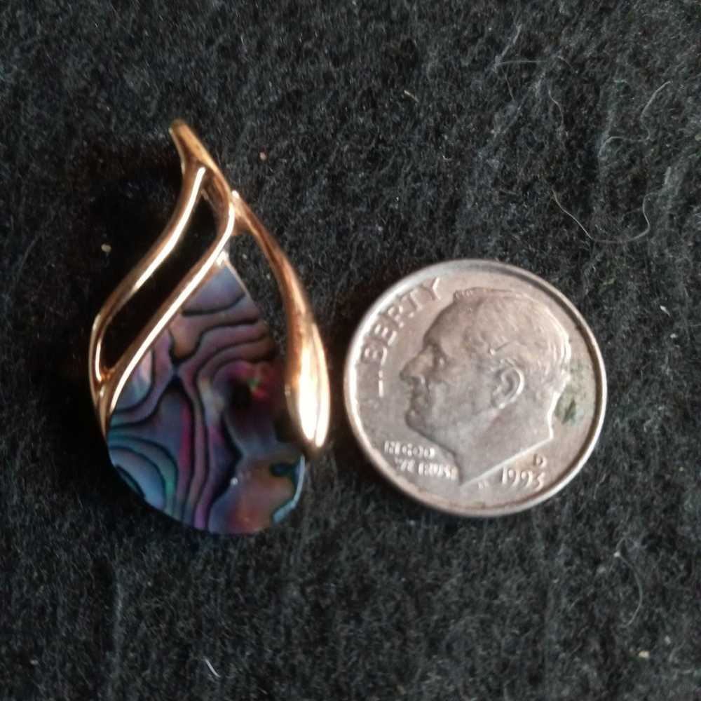 Vintage Ariki Paua Pendant Fish Costume Jewelry M… - image 4