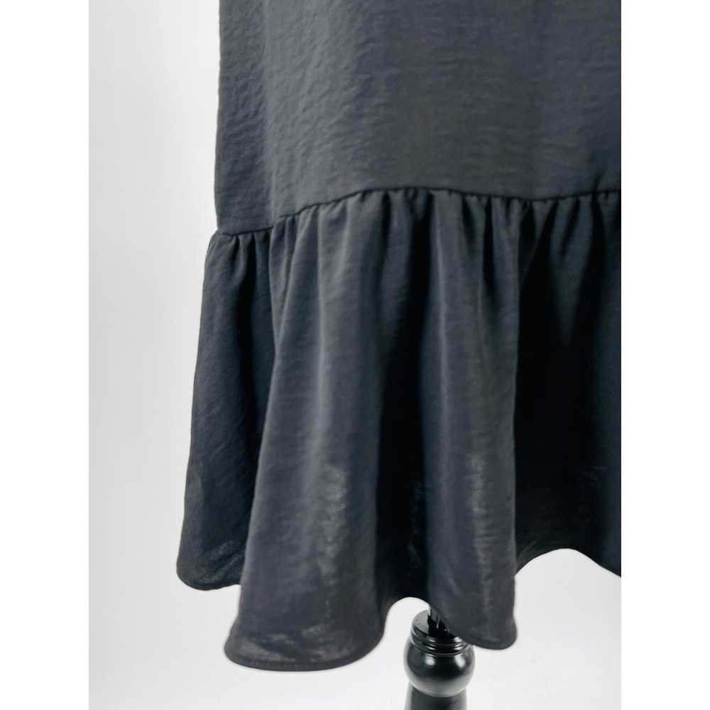 DKNY sz 8 M black Flutter Hem Short sleeve Trapez… - image 4