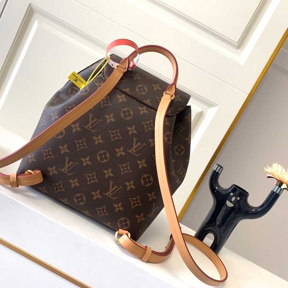 Louis Vuitton Shoulder Bag - image 3