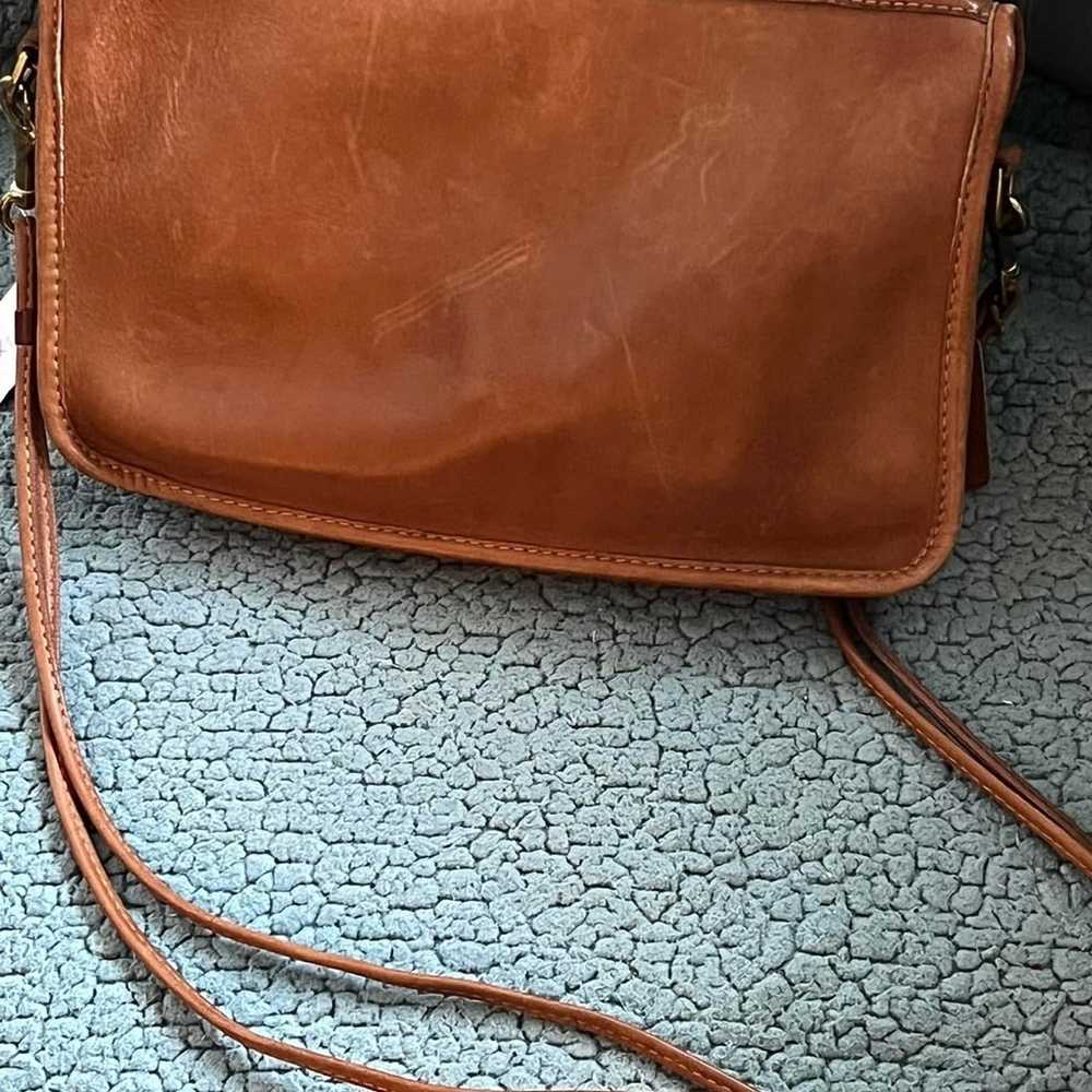 Leather vintage coach purse pristine condition! - image 2