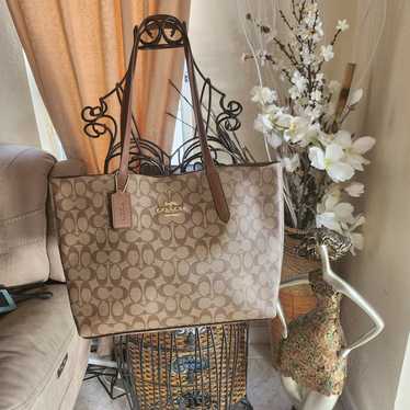 Coach Signature large tote