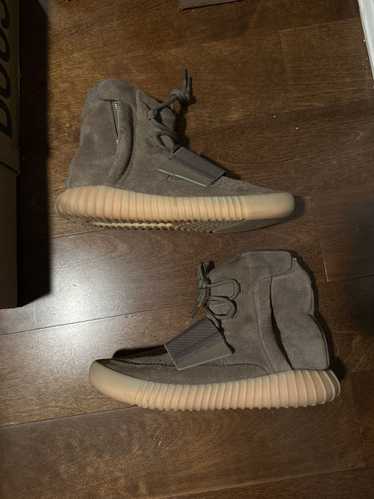 Adidas × Kanye West Yeezy Boost 750 Chocolate