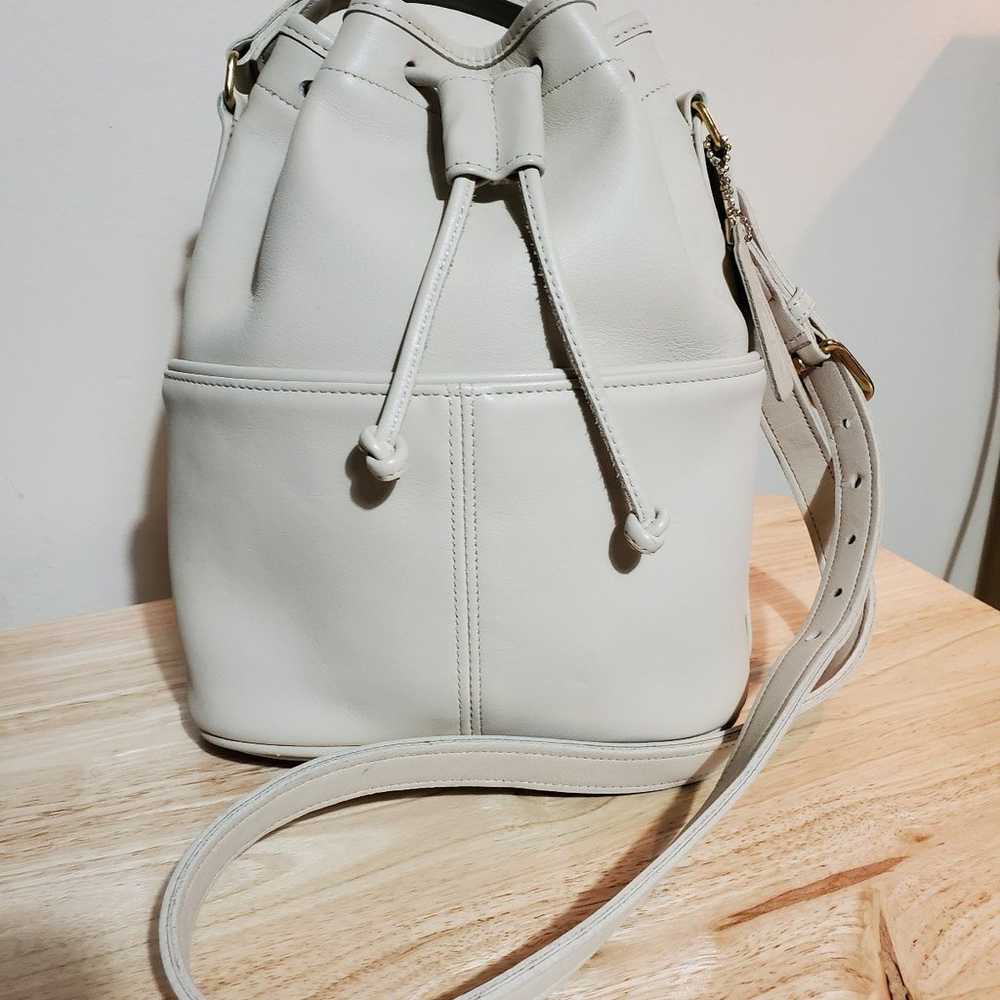 RARE Vintage Coach Chalk Leather Drawstring Cross… - image 11