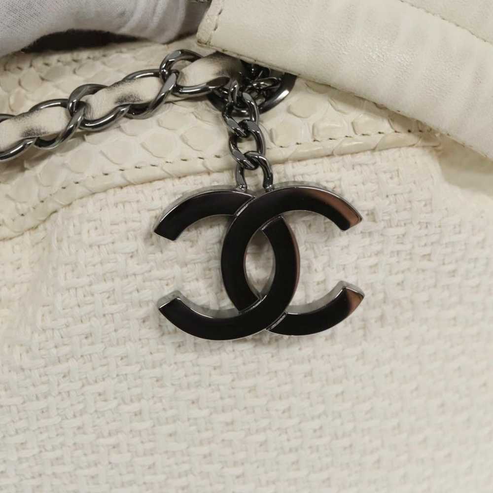 Chanel White Tweed Bucket Bag - image 10