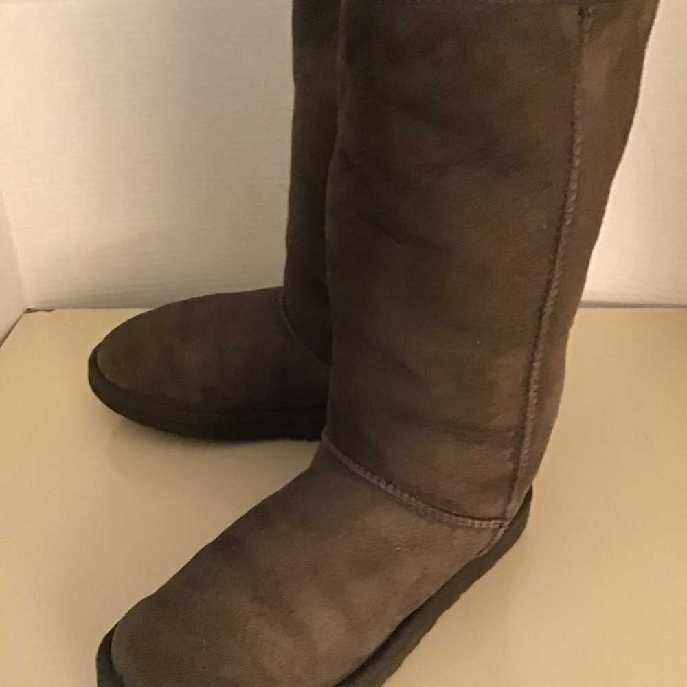 Ugg women brown suede tall classic boots Size 8 - image 5