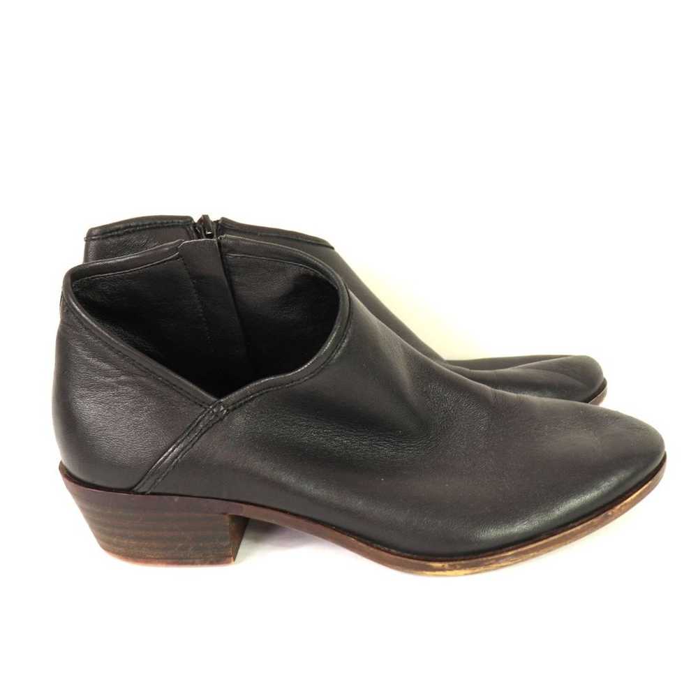 VGC Lucky Brand Brekke Leather Ankle Booties dist… - image 1