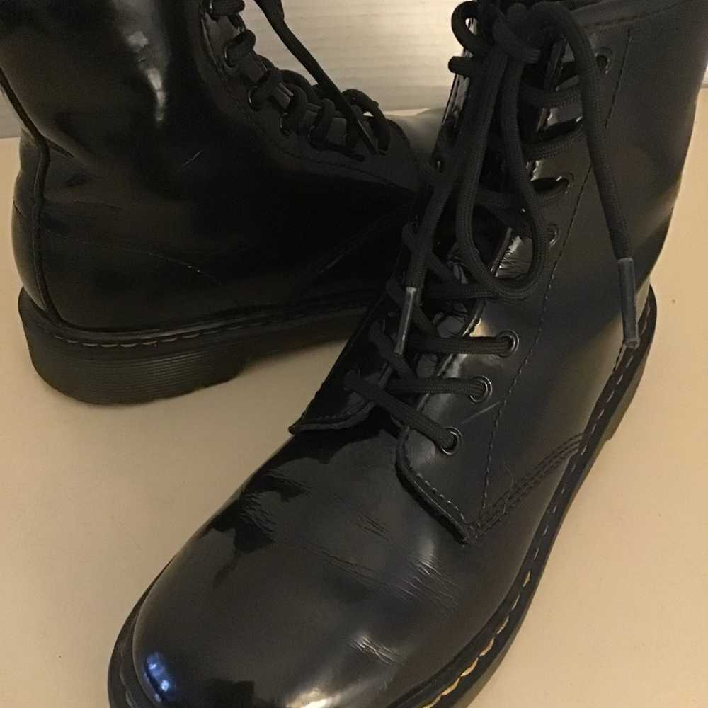 Dr Martens women black patent leather combat boot… - image 2