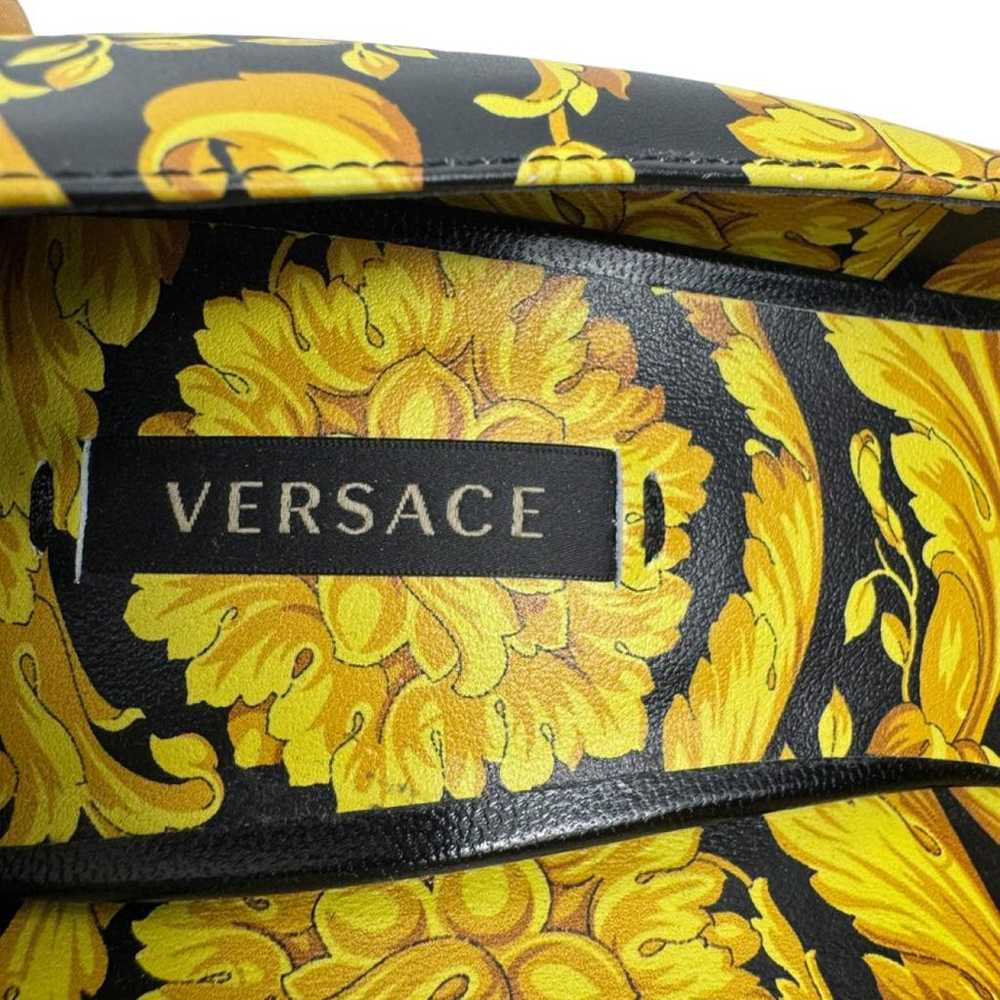 Versace Leather heels - image 10