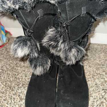 y2k fur boots - image 1