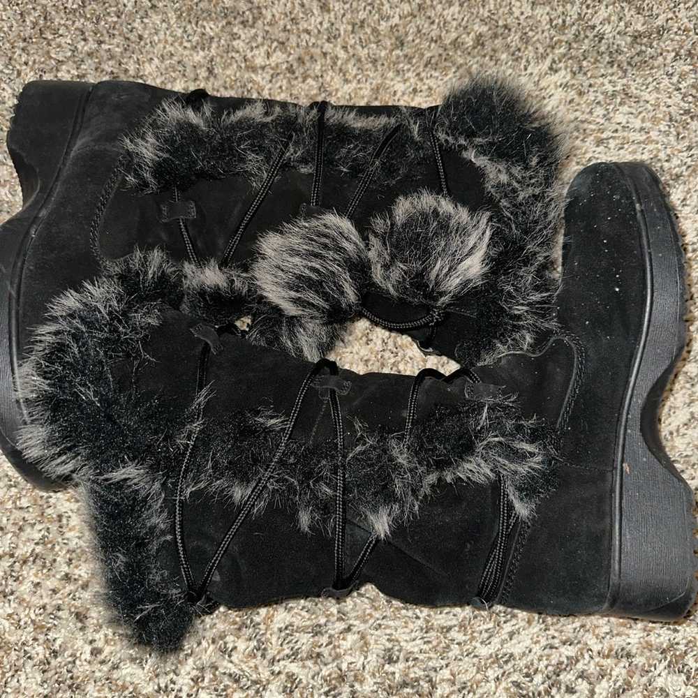 y2k fur boots - image 3