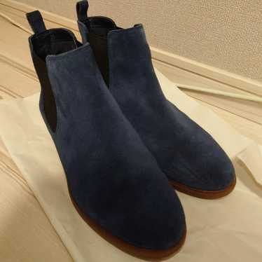 Clarks Navy Suede Side Gore Boots - image 1