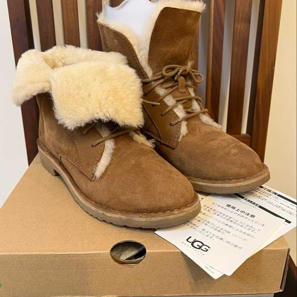 Genuine Beautiful UGG 2Way Sheepskin Boots 6.5 Ch… - image 7