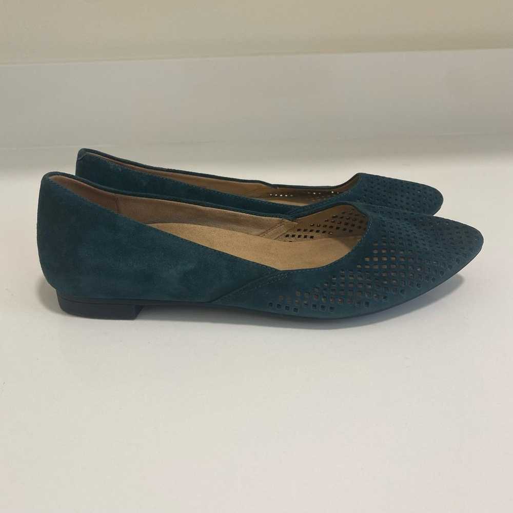 Vionic Posey Flat Green Size 7 - image 2