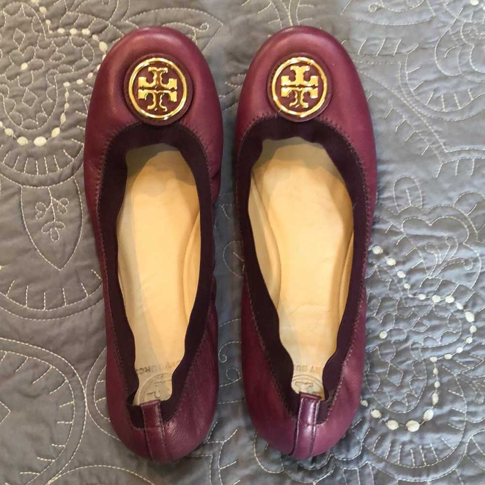 TORY BURCH Plum Purple Burgundy “Caroline” Leathe… - image 7