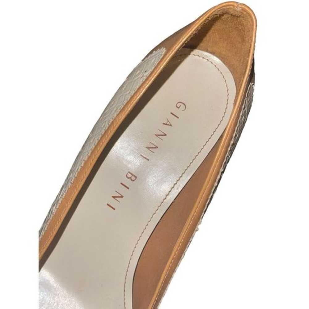 Gianni Bini 3" Two Toned Leather Caramel With Cre… - image 7